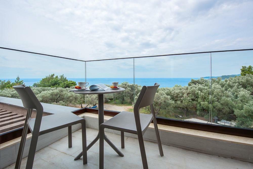 Adria Lux Apartmens 2 Sveti Stefan Ngoại thất bức ảnh