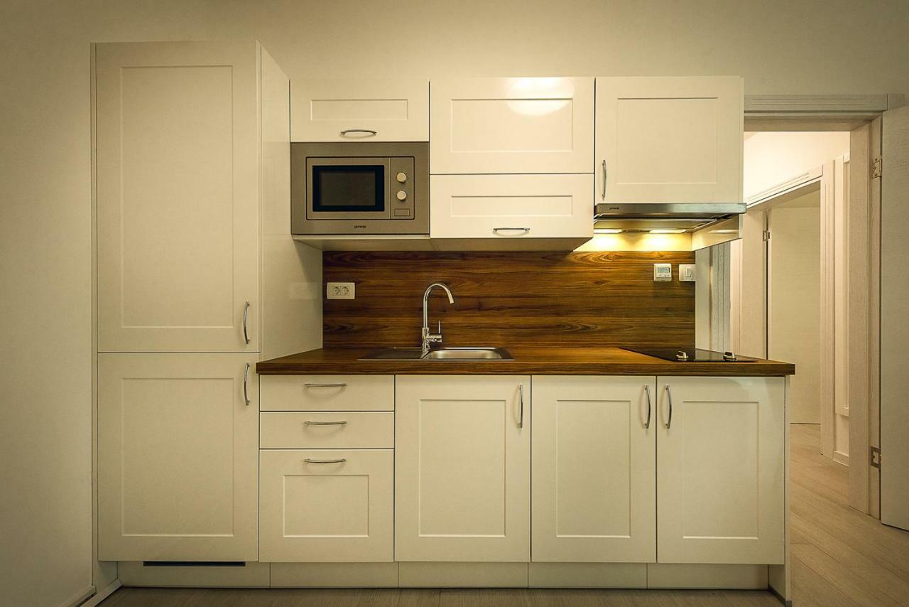 Adria Lux Apartmens 2 Sveti Stefan Ngoại thất bức ảnh