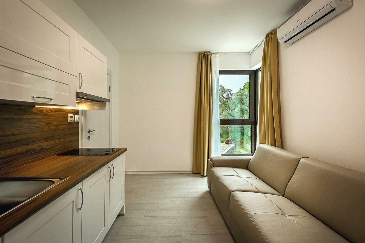 Adria Lux Apartmens 2 Sveti Stefan Ngoại thất bức ảnh
