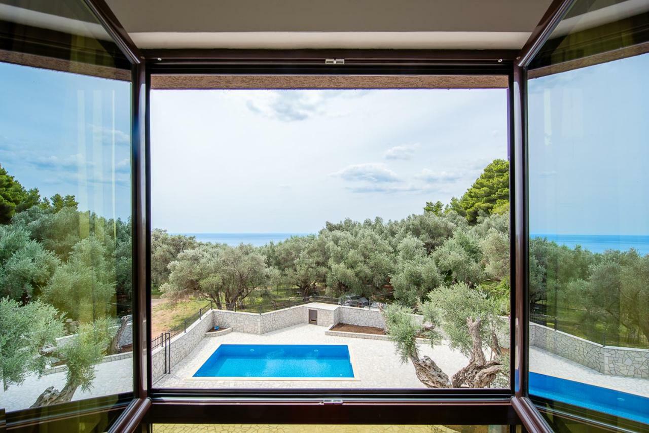Adria Lux Apartmens 2 Sveti Stefan Ngoại thất bức ảnh