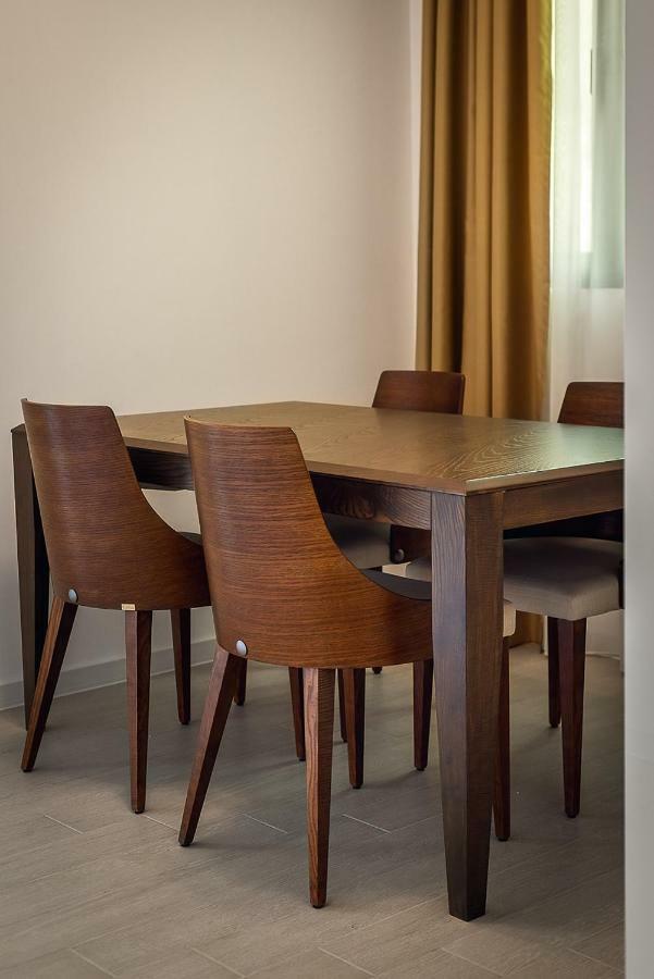 Adria Lux Apartmens 2 Sveti Stefan Ngoại thất bức ảnh